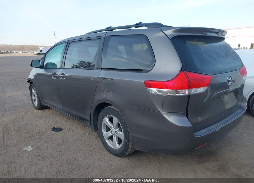 2011 TOYOTA SIENNA LE V6 VIN: 5TDKK3DC5BS036680