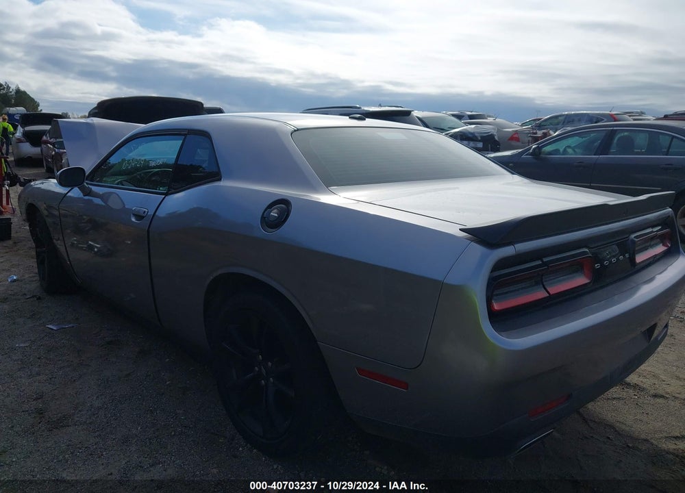2018 DODGE CHALLENGER SXT VIN: 2C3CDZAG5JH178909