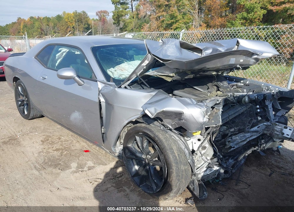 2018 DODGE CHALLENGER SXT VIN: 2C3CDZAG5JH178909