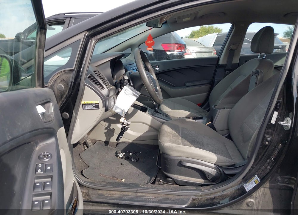 2015 KIA FORTE LX VIN: KNAFK4A67F5415873