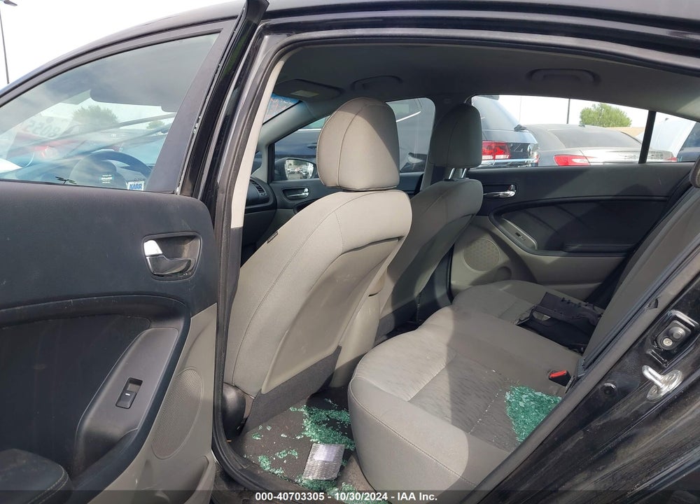 2015 KIA FORTE LX VIN: KNAFK4A67F5415873