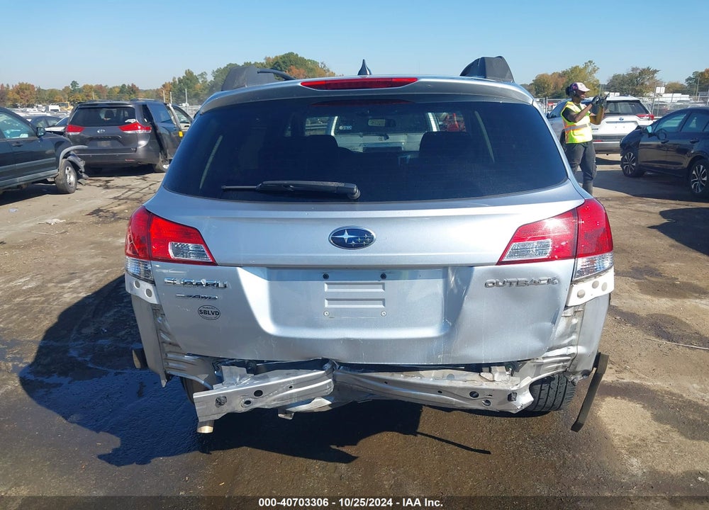 2014 SUBARU OUTBACK 2.5I PREMIUM VIN: 4S4BRCCC6E3221352