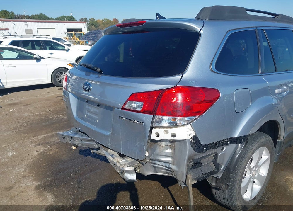 2014 SUBARU OUTBACK 2.5I PREMIUM VIN: 4S4BRCCC6E3221352