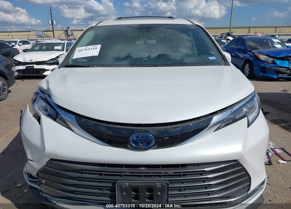 2022 TOYOTA SIENNA LIMITED VIN: 5TDZRKEC9NS084058