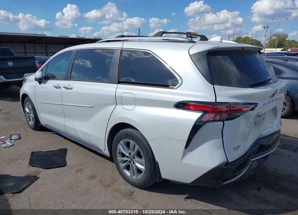 2022 TOYOTA SIENNA LIMITED VIN: 5TDZRKEC9NS084058