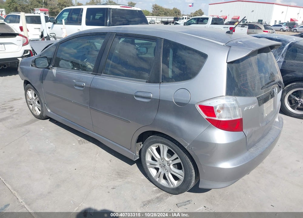 2010 HONDA FIT SPORT VIN: JHMGE8H44AS015806