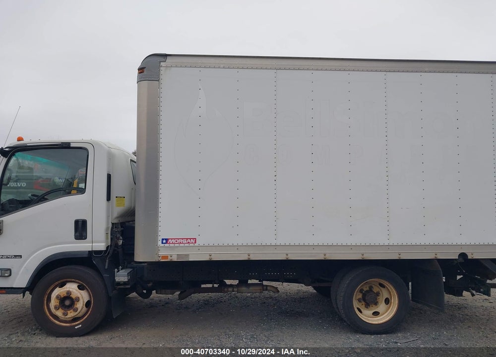 2014 ISUZU NPR GAS REG VIN: 54DC4W1C0ES805162