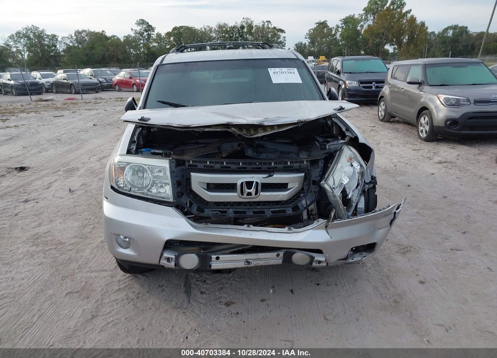 2011 HONDA PILOT EX VIN: 5FNYF3H40BB056020