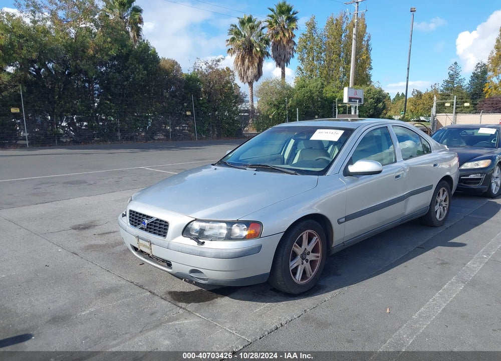 2001 VOLVO S60 2.4T VIN: YV1RS58D812078399