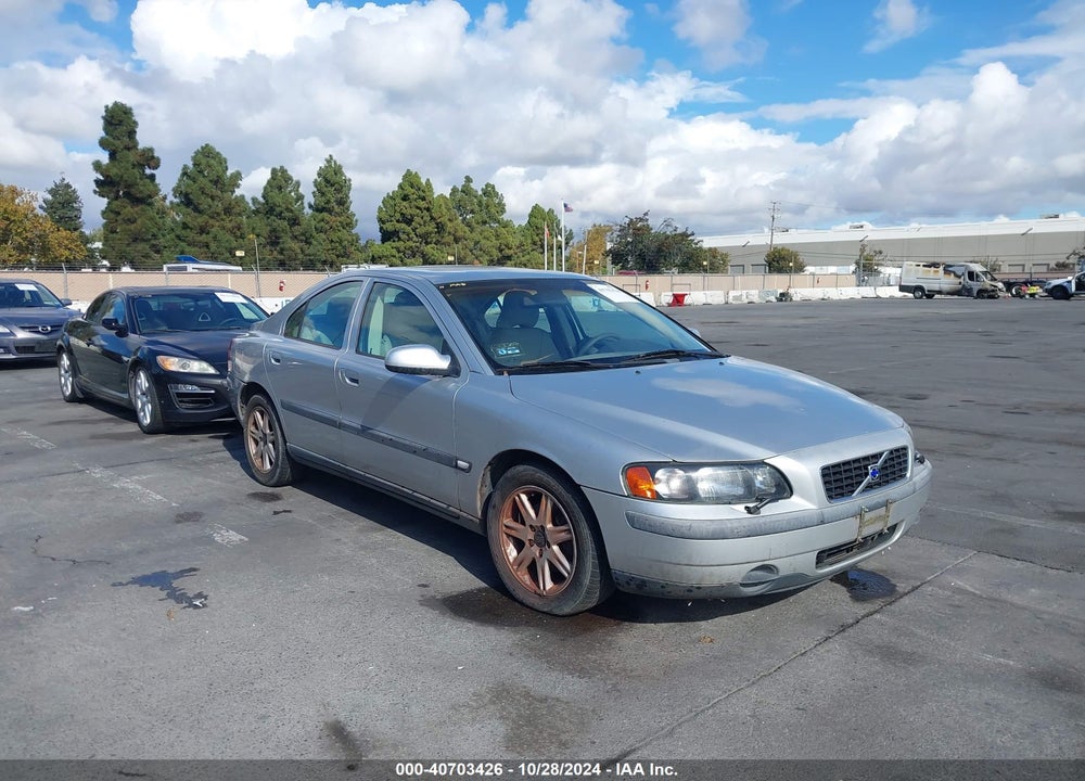 2001 VOLVO S60 2.4T VIN: YV1RS58D812078399