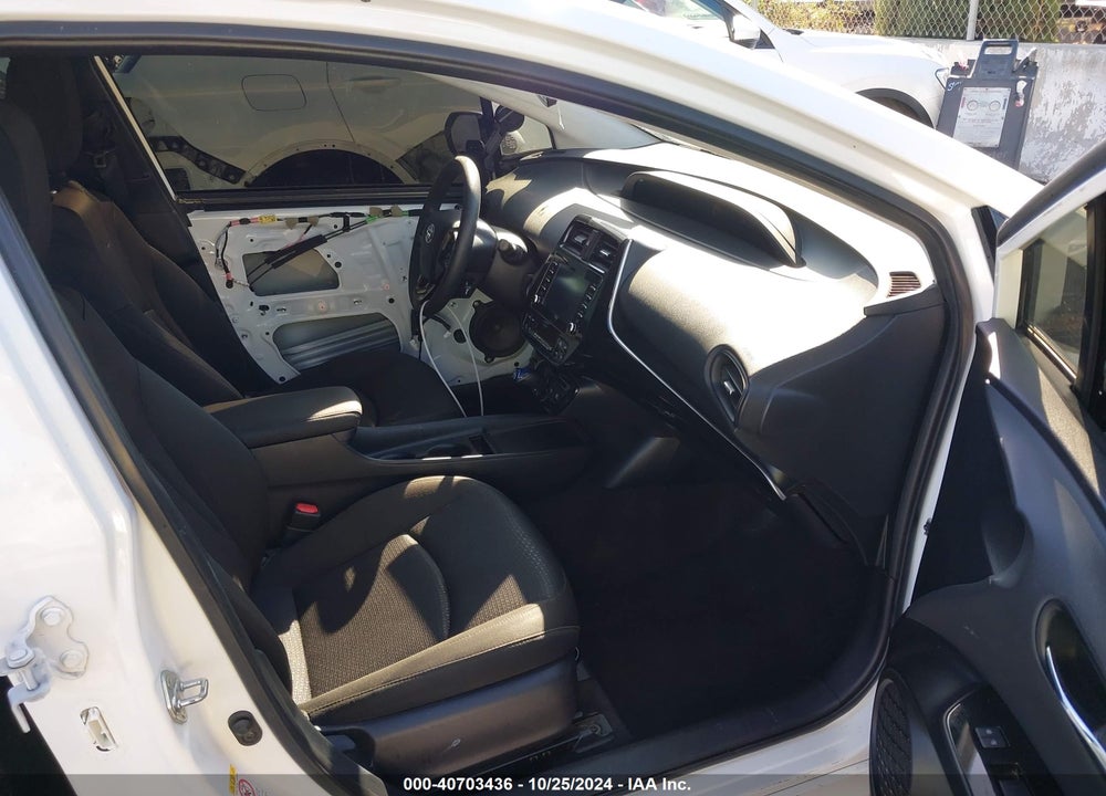 2020 TOYOTA PRIUS LE VIN: JTDKARFU4L3109486
