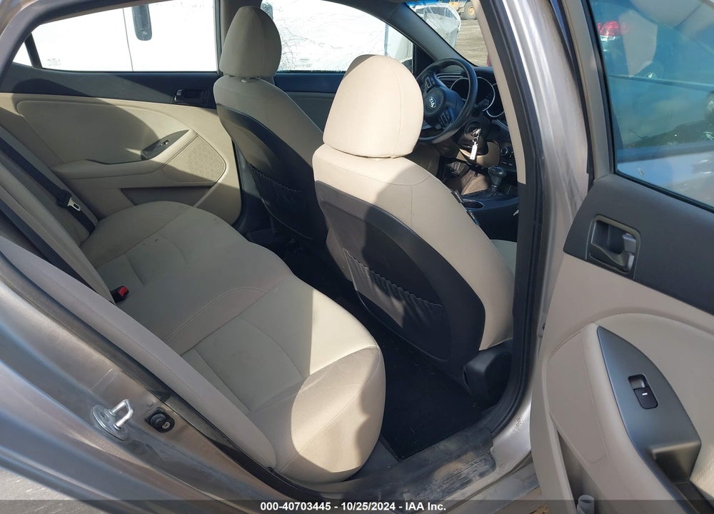 2015 KIA OPTIMA LX VIN: KNAGM4A7XF5571591