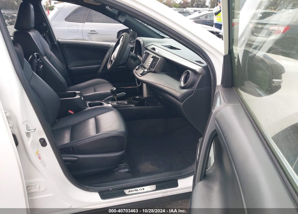 2018 TOYOTA RAV4 HYBRID SE VIN: JTMJJREV6JD153888
