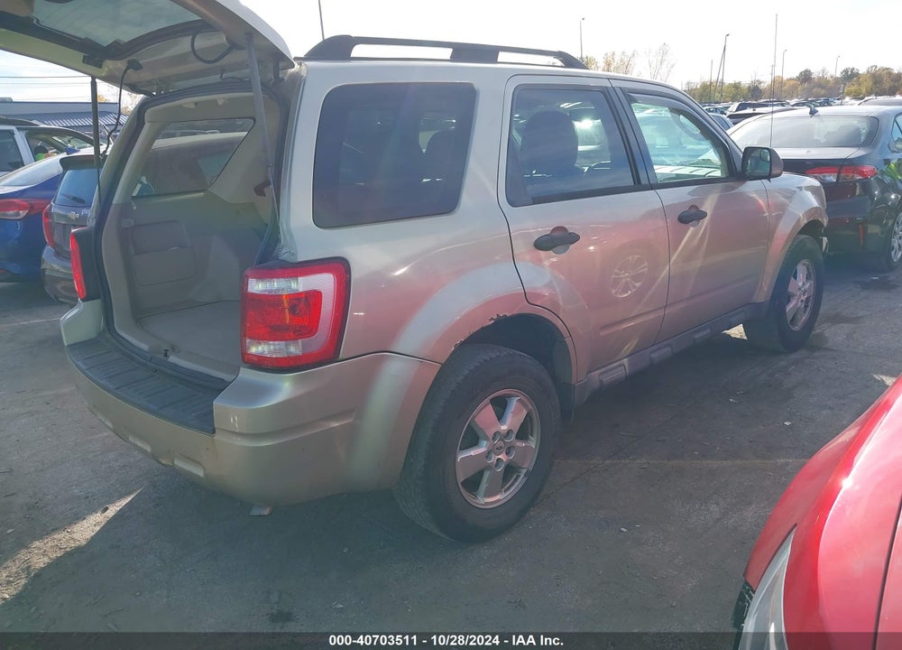 2010 FORD ESCAPE XLT VIN: 1FMCU9D72AKC03826