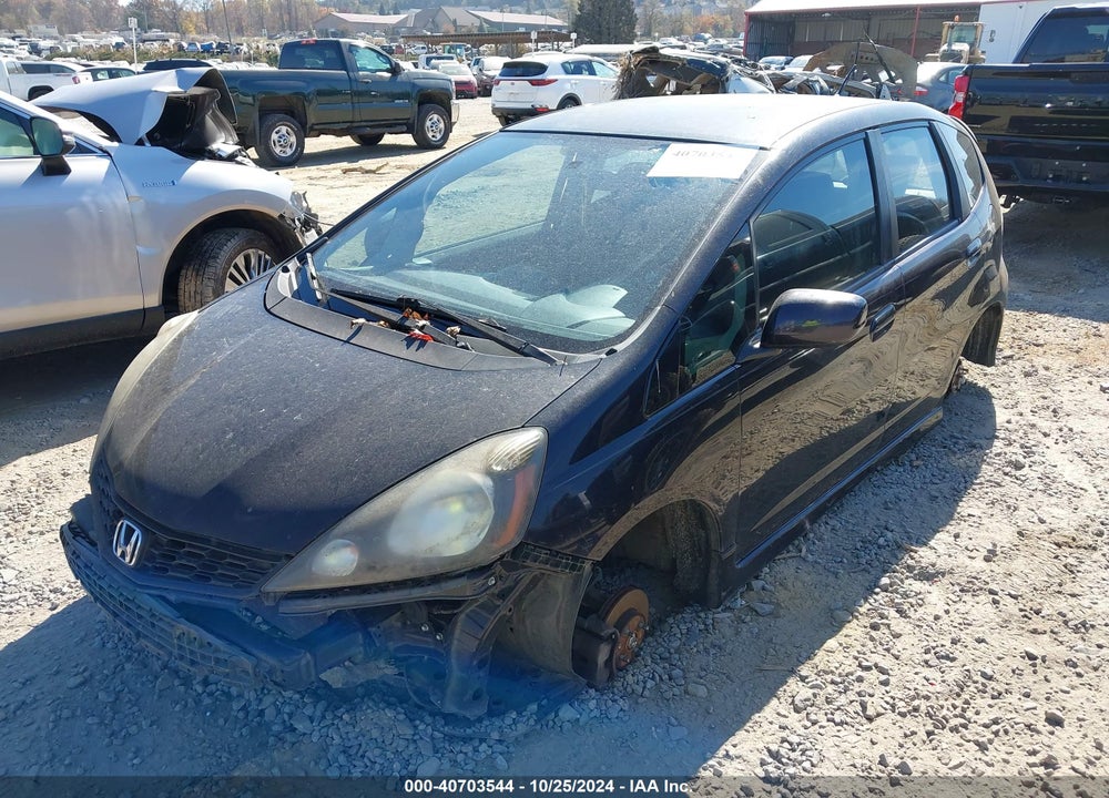 2013 HONDA FIT SPORT VIN: JHMGE8H50DC039530