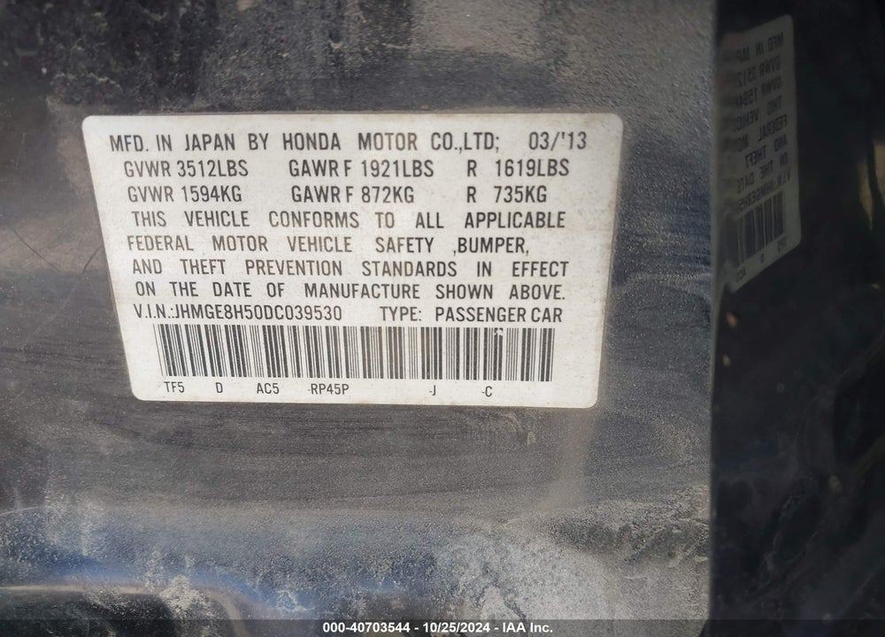 2013 HONDA FIT SPORT VIN: JHMGE8H50DC039530