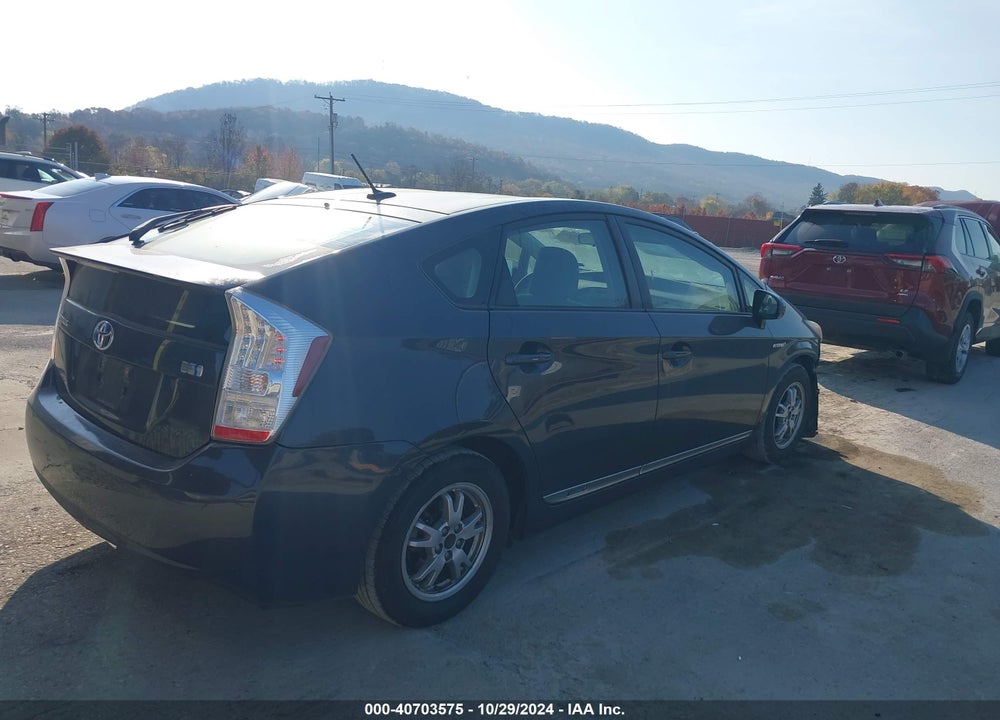 2011 TOYOTA PRIUS THREE VIN: JTDKN3DU6B1411411