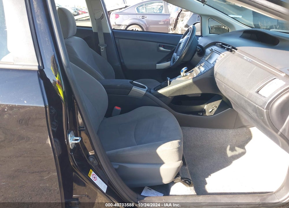 2015 TOYOTA PRIUS VIN: JTDKN3DU0F1976498