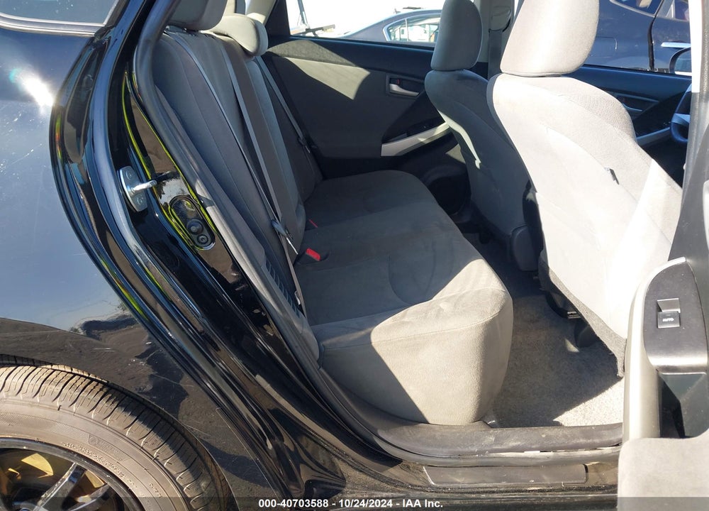 2015 TOYOTA PRIUS VIN: JTDKN3DU0F1976498