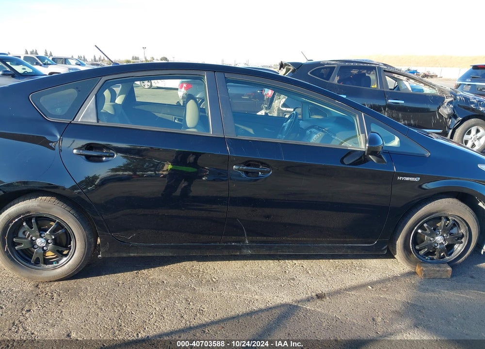 2015 TOYOTA PRIUS VIN: JTDKN3DU0F1976498