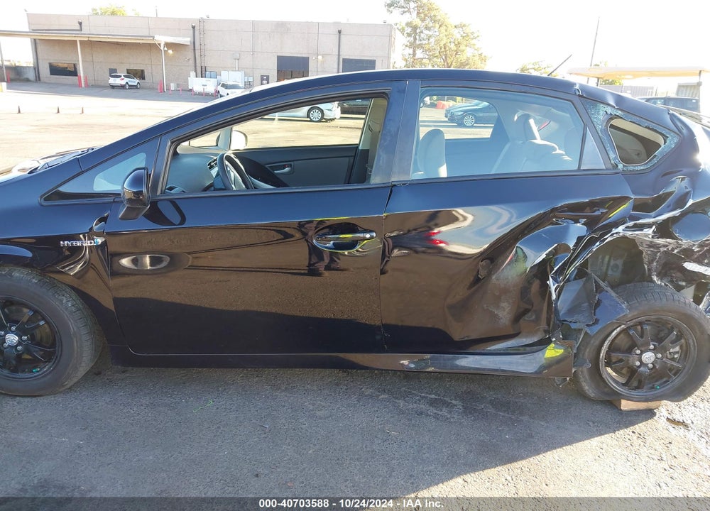 2015 TOYOTA PRIUS VIN: JTDKN3DU0F1976498