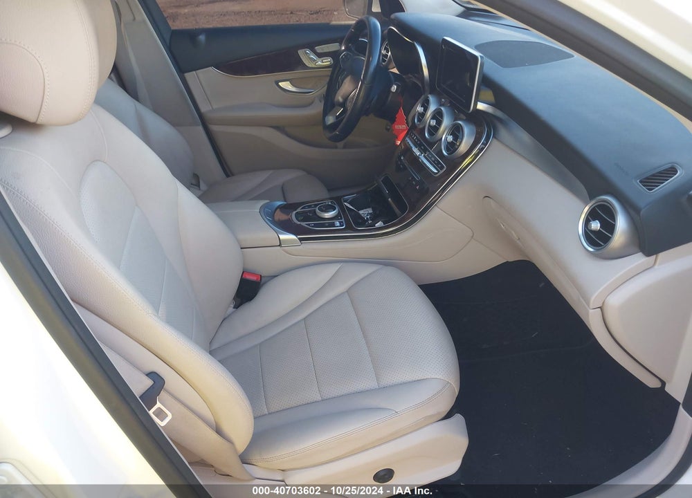 2017 MERCEDES-BENZ GLC 300 4MATIC VIN: WDC0G4KBXHV012005