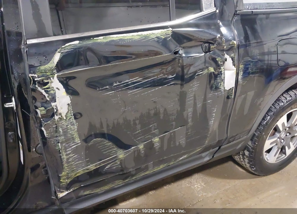 2019 HONDA RIDGELINE RTL VIN: 5FPYK3F58KB034524