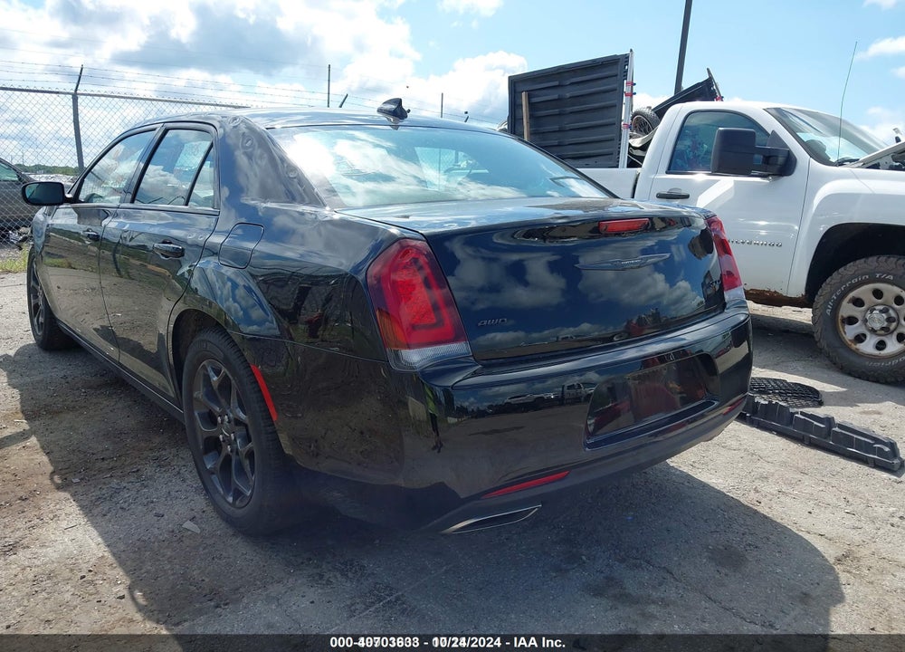 2022 CHRYSLER 300 TOURING AWD VIN: 2C3CCARG9NH159004