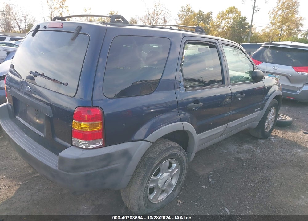 2002 FORD ESCAPE XLT VIN: 1FMYU03152KC17753