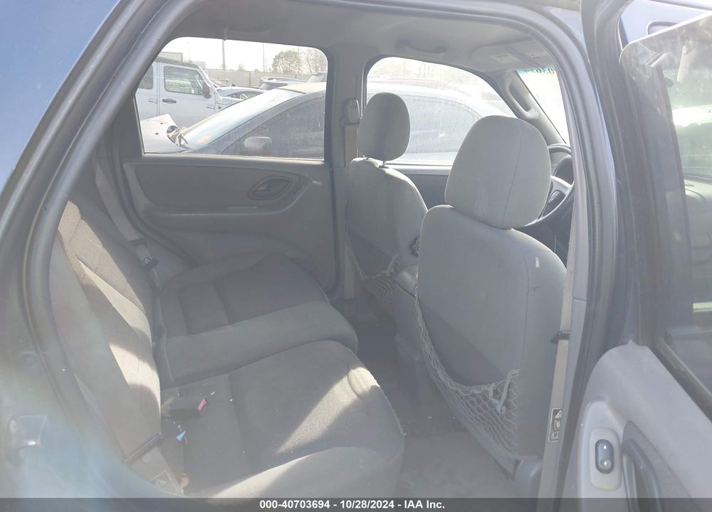 2002 FORD ESCAPE XLT VIN: 1FMYU03152KC17753