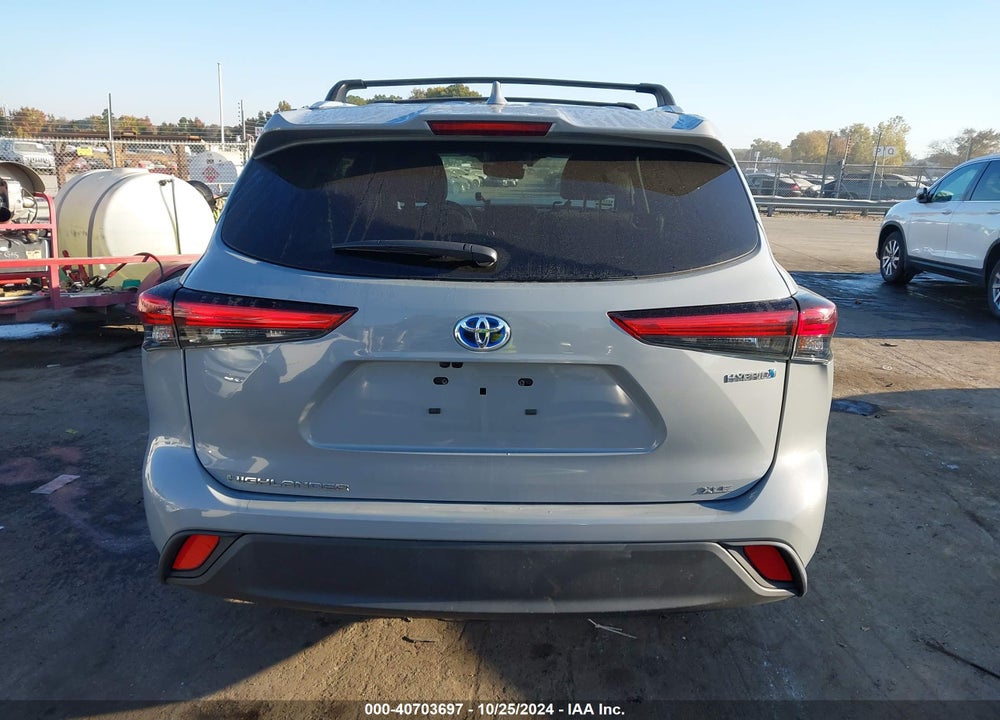 2022 TOYOTA HIGHLANDER HYBRID XLE BRONZE EDITION VIN: 5TDAARAH7NS514734