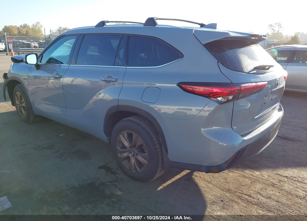 2022 TOYOTA HIGHLANDER HYBRID XLE BRONZE EDITION VIN: 5TDAARAH7NS514734