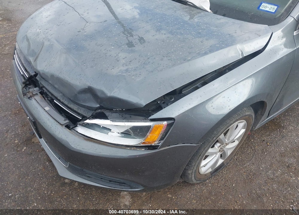 2014 VOLKSWAGEN JETTA 1.8T SE VIN: 3VWD07AJ7EM323058