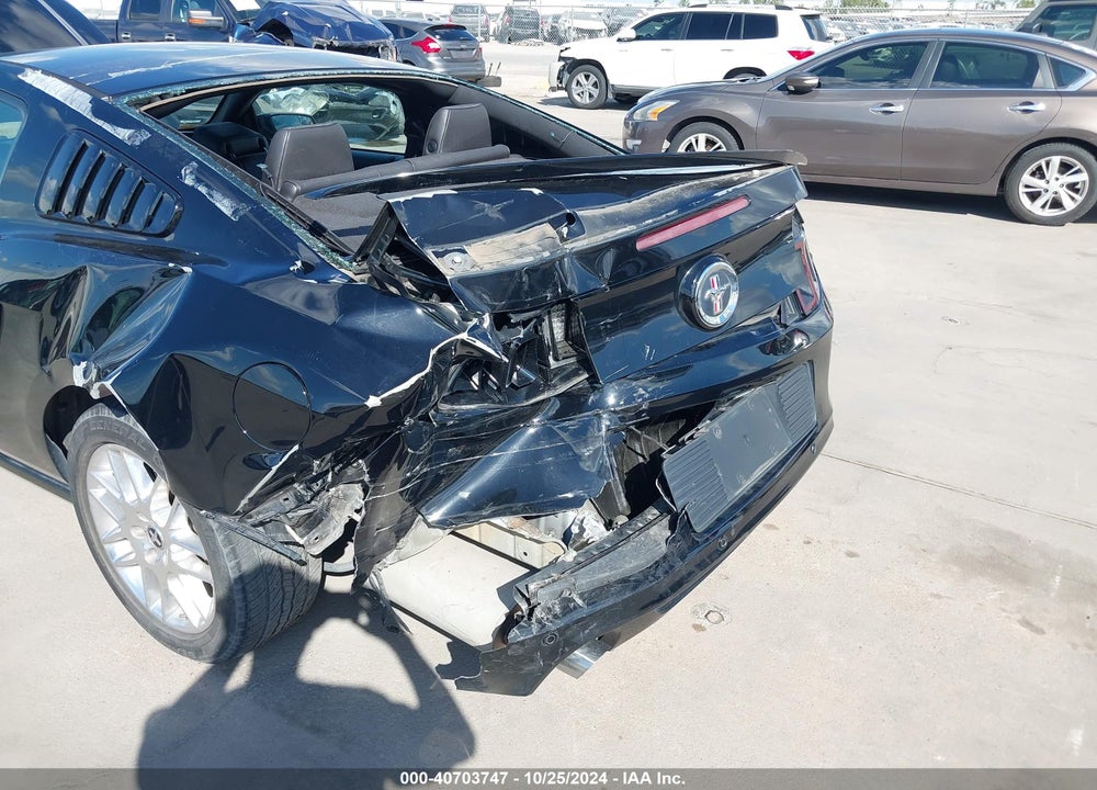 2014 FORD MUSTANG VIN: 1ZVBP8AM6E5326476