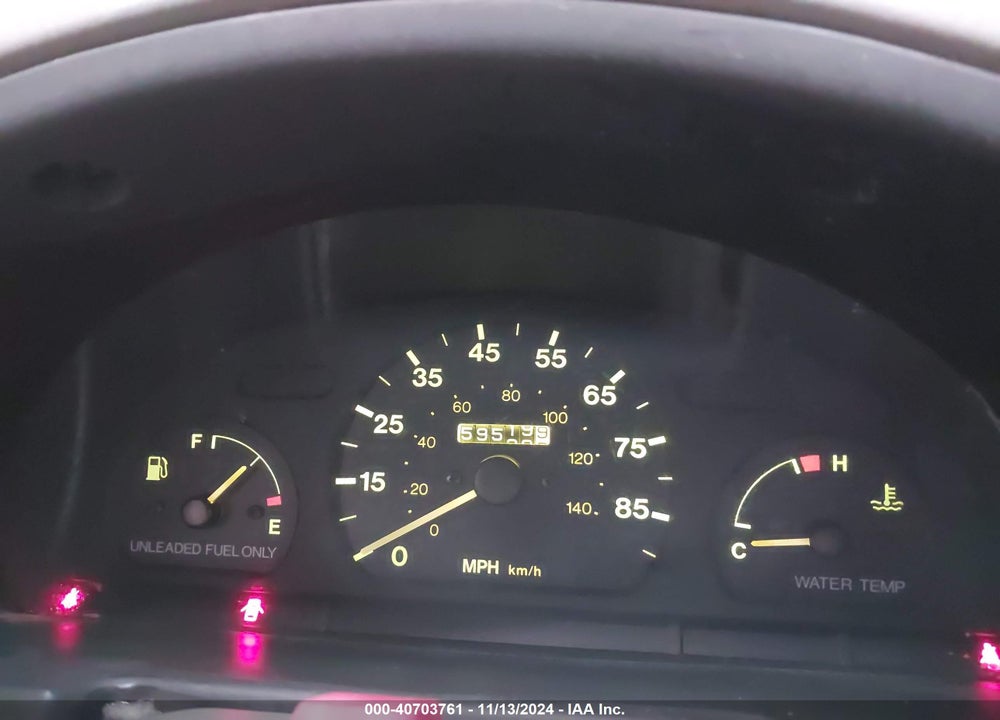 1992 GEO METRO LSI VIN: 2C1MR2464N6748943