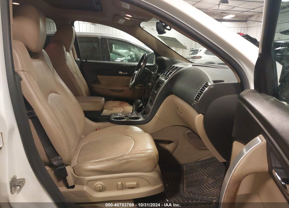 2011 GMC ACADIA SLT-2 VIN: 1GKKVSED8BJ146181
