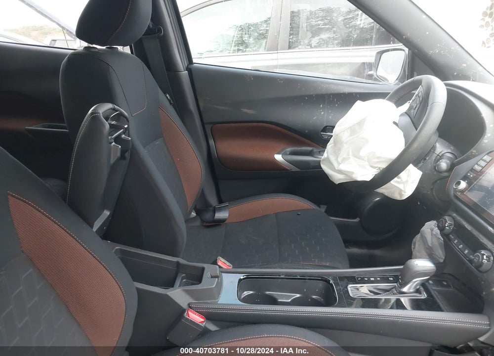 2024 NISSAN KICKS SR XTRONIC CVT VIN: 3N1CP5DV8RL517609