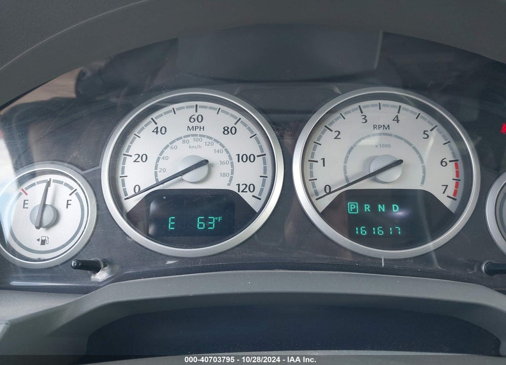 2008 CHRYSLER TOWN & COUNTRY TOURING VIN: 2A8HR54P18R816965