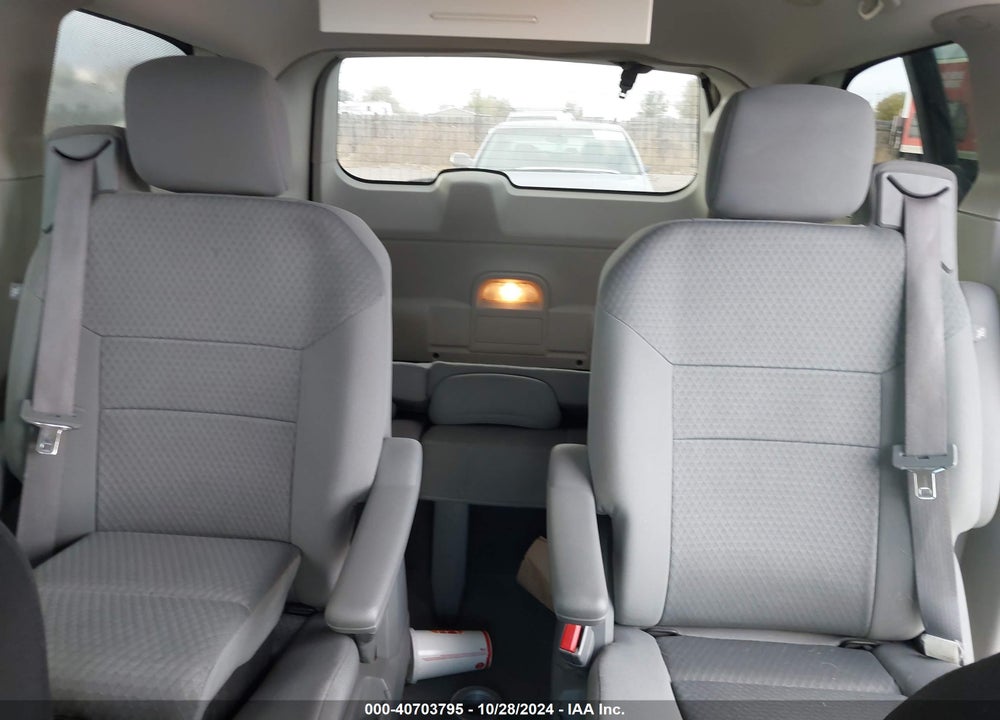 2008 CHRYSLER TOWN & COUNTRY TOURING VIN: 2A8HR54P18R816965