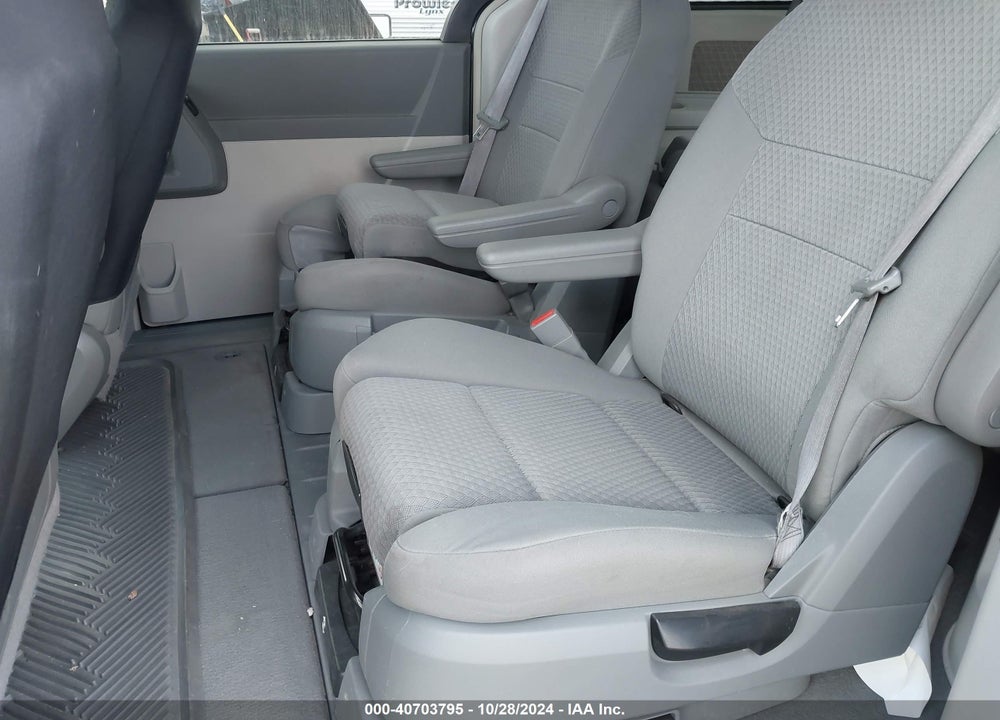2008 CHRYSLER TOWN & COUNTRY TOURING VIN: 2A8HR54P18R816965