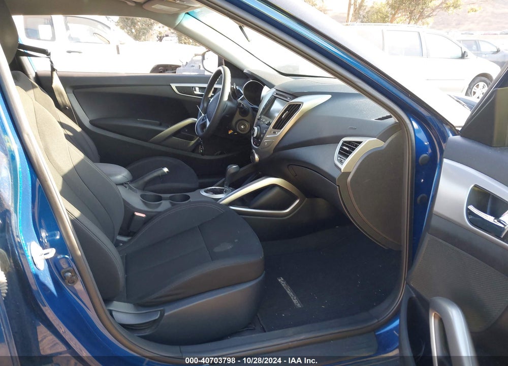 2016 HYUNDAI VELOSTER VIN: KMHTC6AD9GU293016