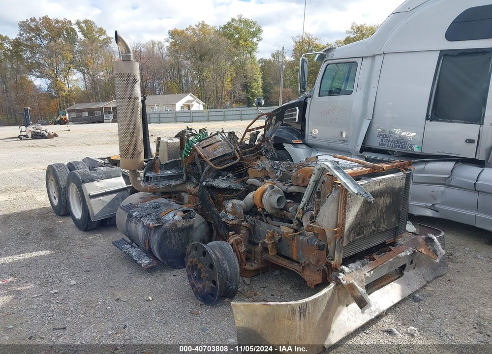 2000 INTERNATIONAL 9100 9100I VIN: 2HSCBAER1YC066539