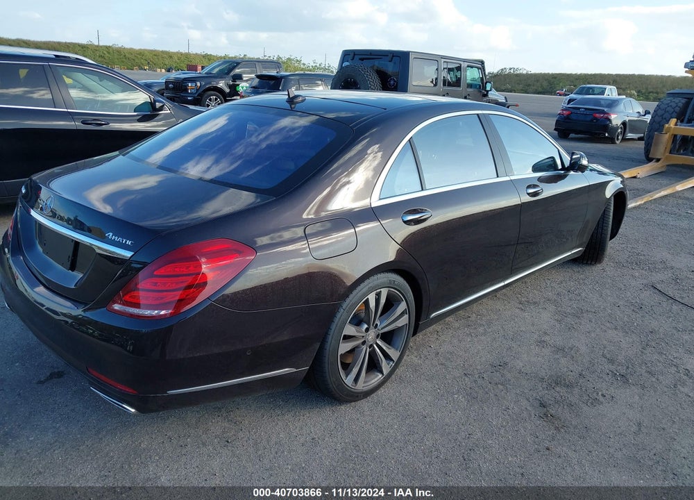 2016 MERCEDES-BENZ S 550 4MATIC VIN: WDDUG8FB5GA218479