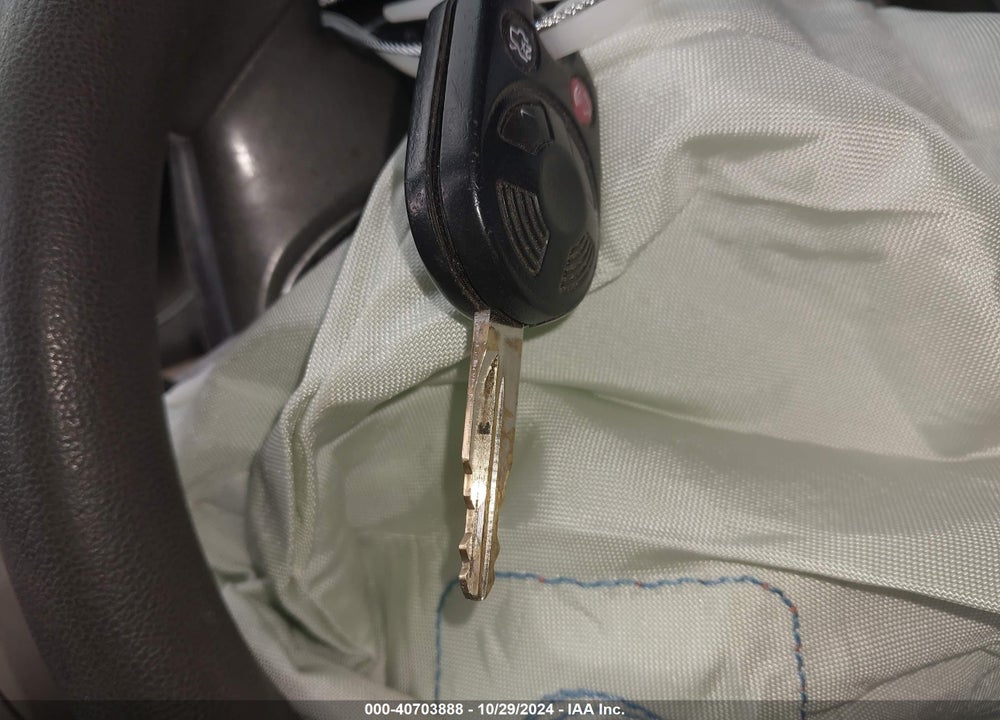 2011 FORD TAURUS SE VIN: 1FAHP2DW4BG105536