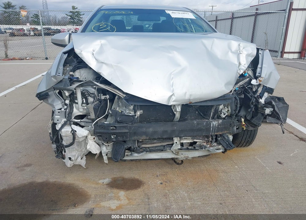 2016 TOYOTA COROLLA LE VIN: 2T1BURHE9GC704151