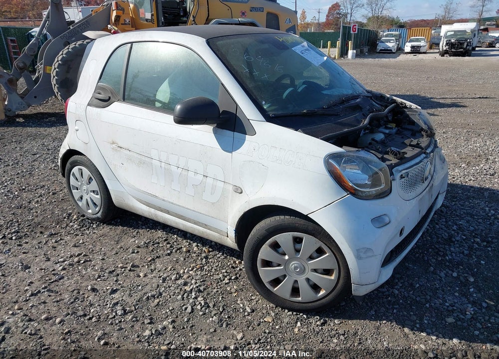 2016 SMART FORTWO VIN: WMEFJ5DA1GK103709