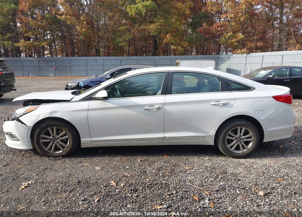 2017 HYUNDAI SONATA SE VIN: 5NPE24AF4HH543506