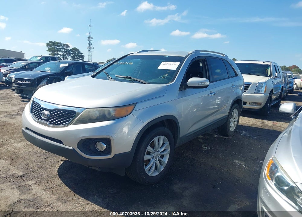 2011 KIA SORENTO EX VIN: 5XYKU3A15BG026208