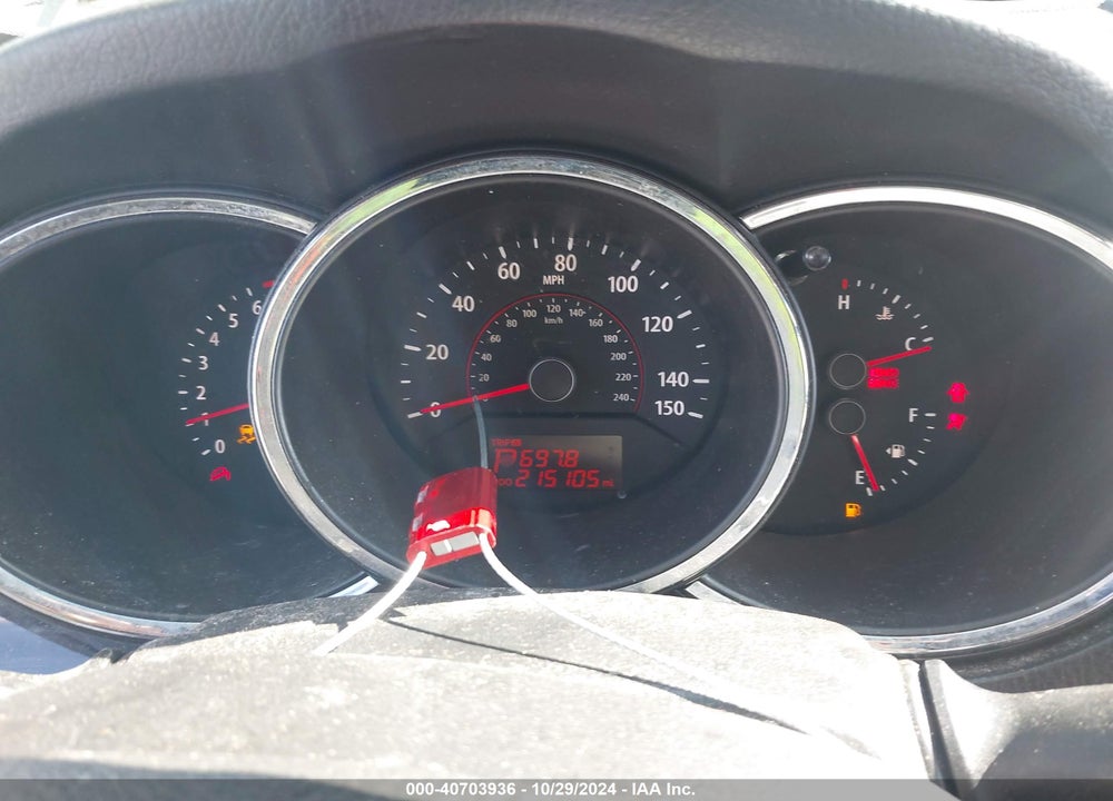 2011 KIA SORENTO EX VIN: 5XYKU3A15BG026208