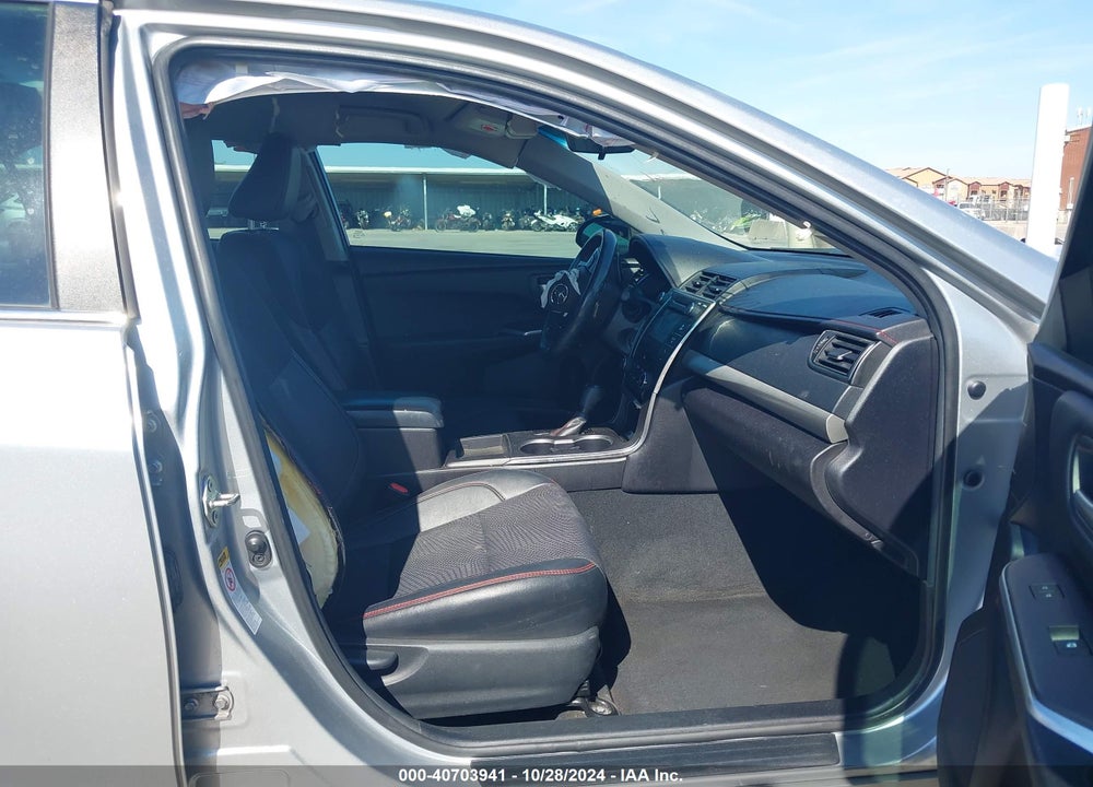2017 TOYOTA CAMRY SE VIN: 4T1BF1FK5HU645765
